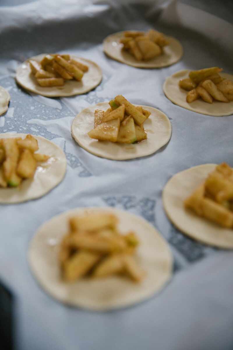 How to make apple pies