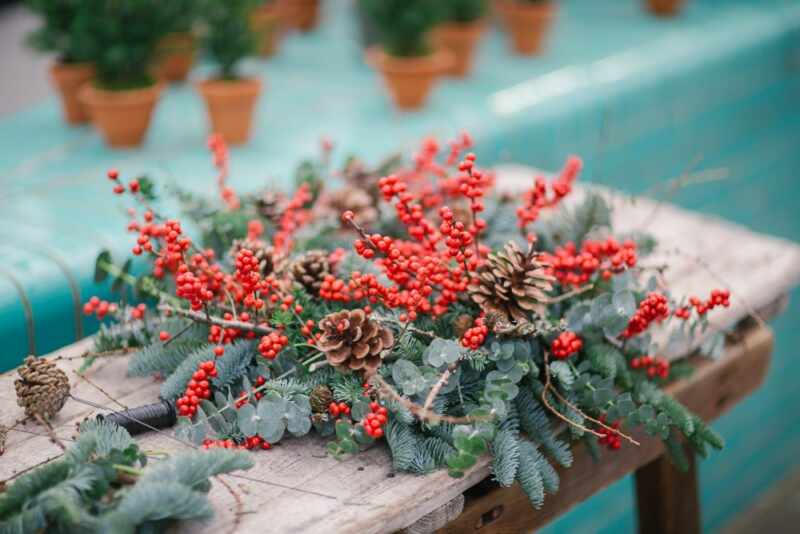 Red Berries Christmas Wreath