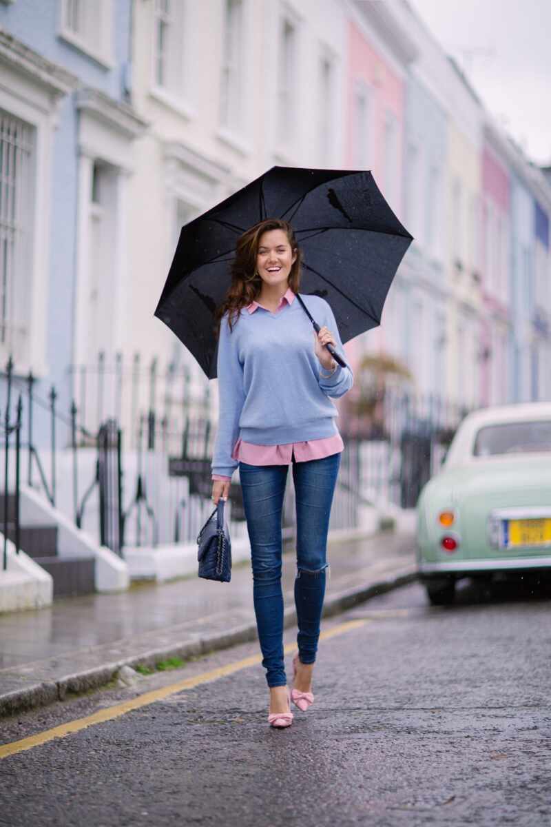 Notting Hill's pastel houses - even pretty in the rain! 
