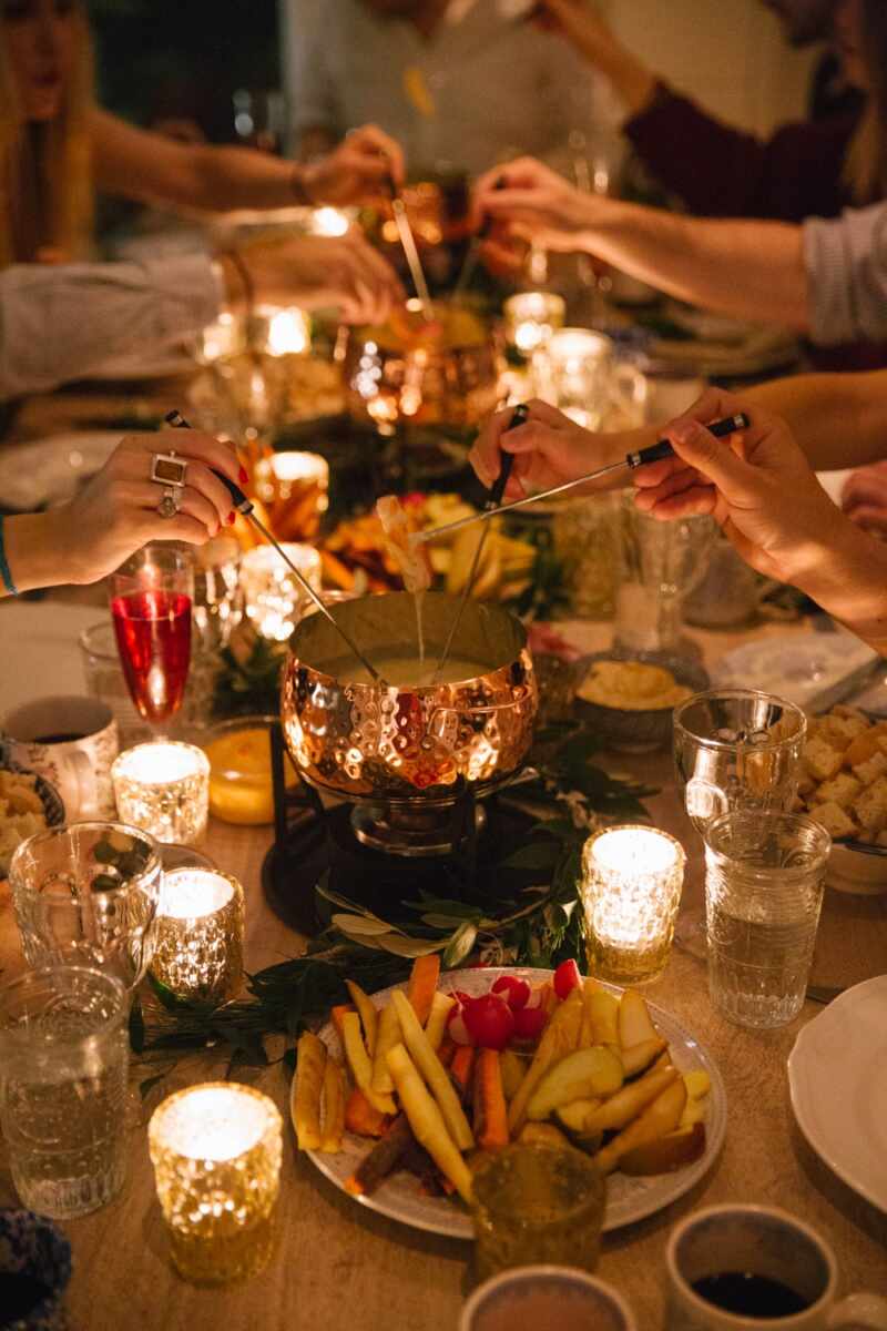 How To Give A Dinner Party : Winter Dinner Party: "snowed in" - Celebrations at Home : A proper engagement party etiquette for guests is to host your party in a huge space.