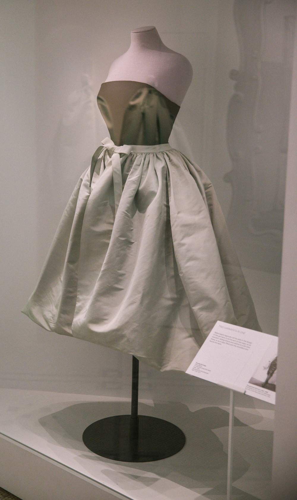 Balenciaga Shaping Fashion #17 Balenciaga Shaping Fashion