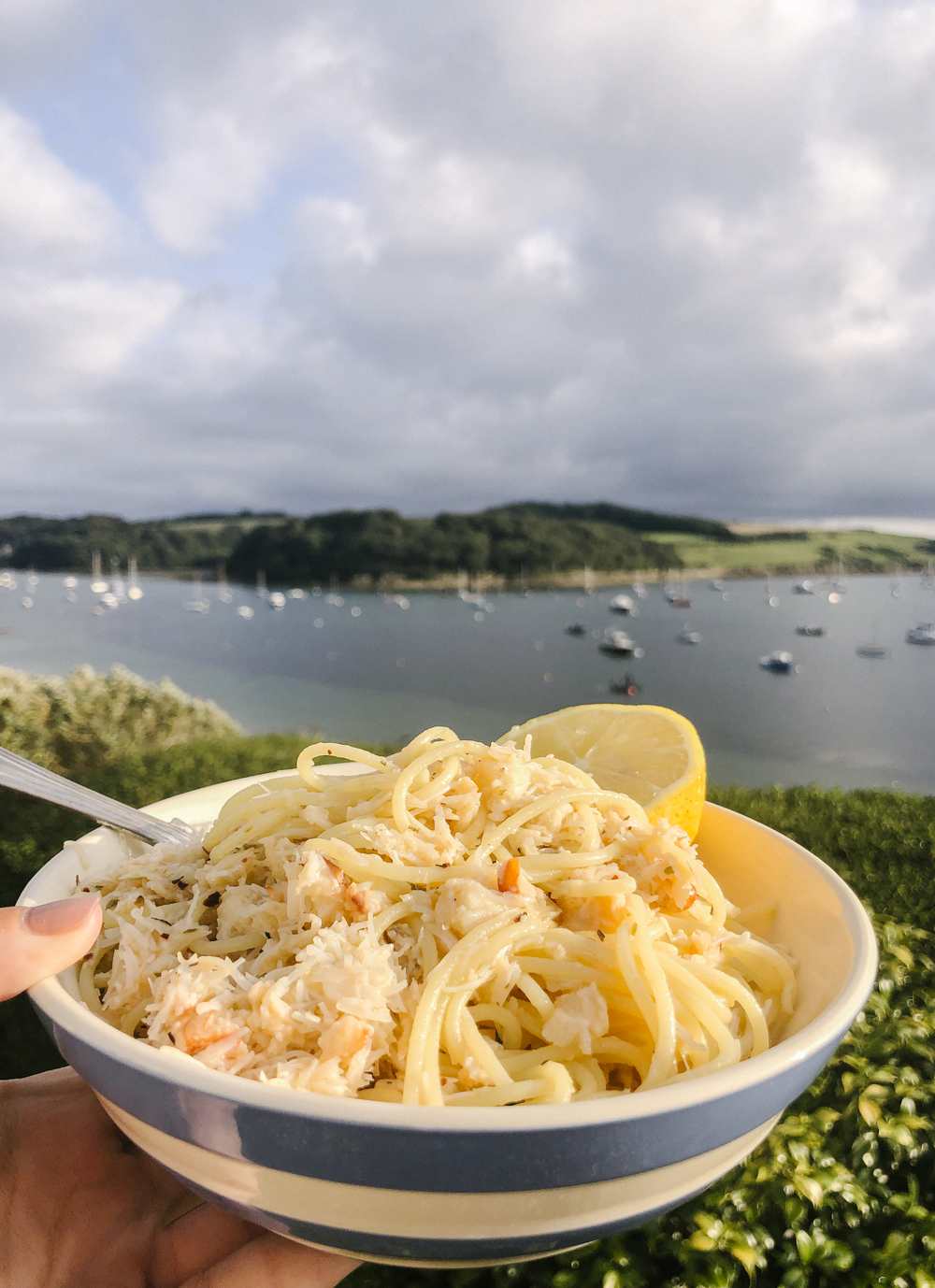 Crab & Garlic Butter Pasta – The Londoner